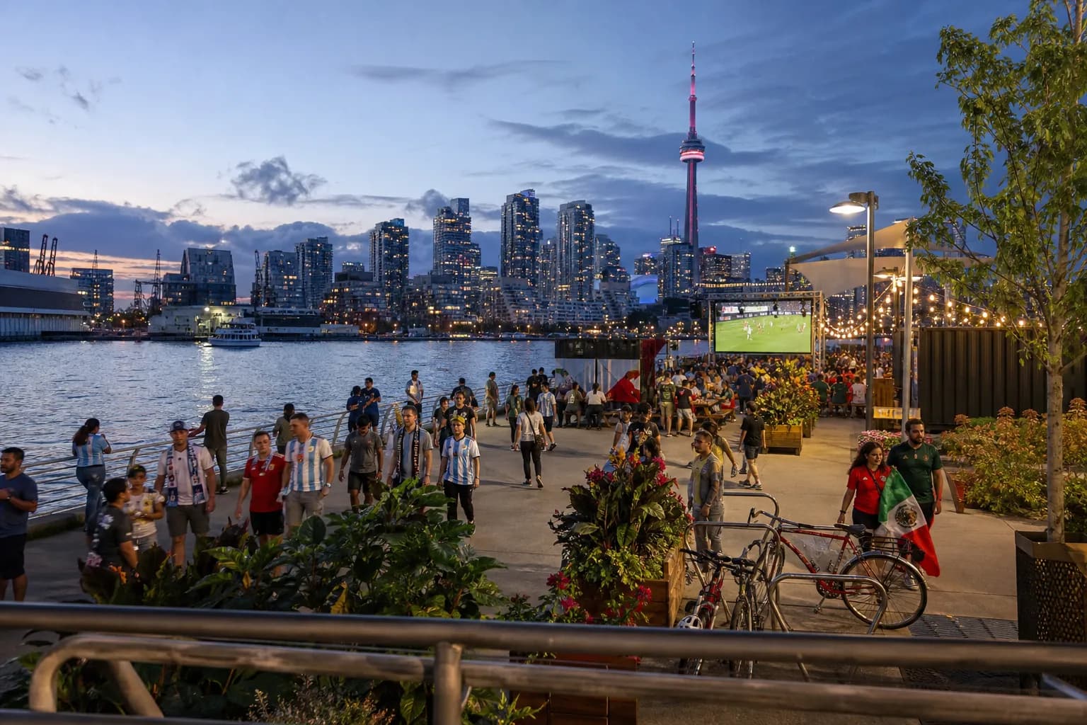 Where Can Toronto Watch FIFA World Cup 2026 Tonight Without a Stadium Ticket? - bright varied World Cup scene 3