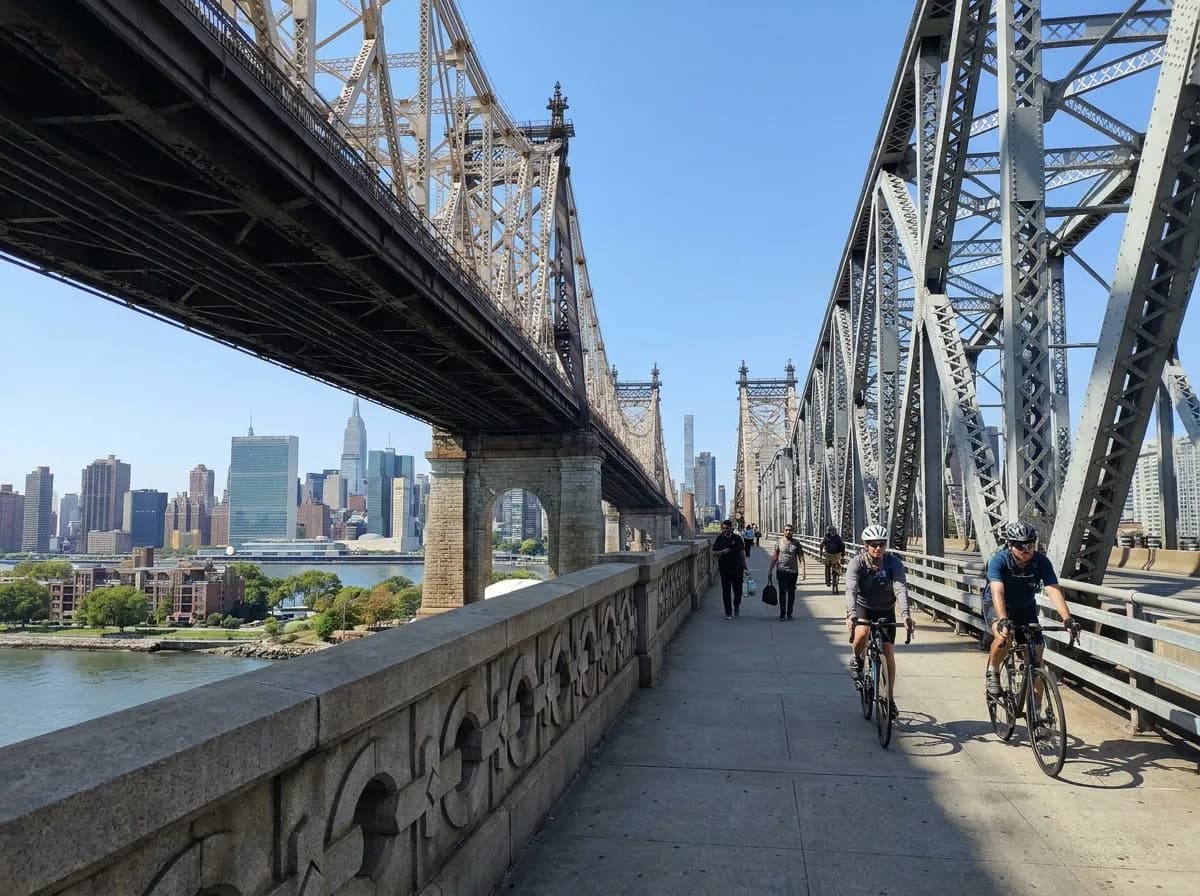 Mid-morning view from Ed Koch Queensboro Bridge pedestrian walkway looking south (img2img re-imagining of a real CC BY-SA 4.0 photo by Jim.henderson)