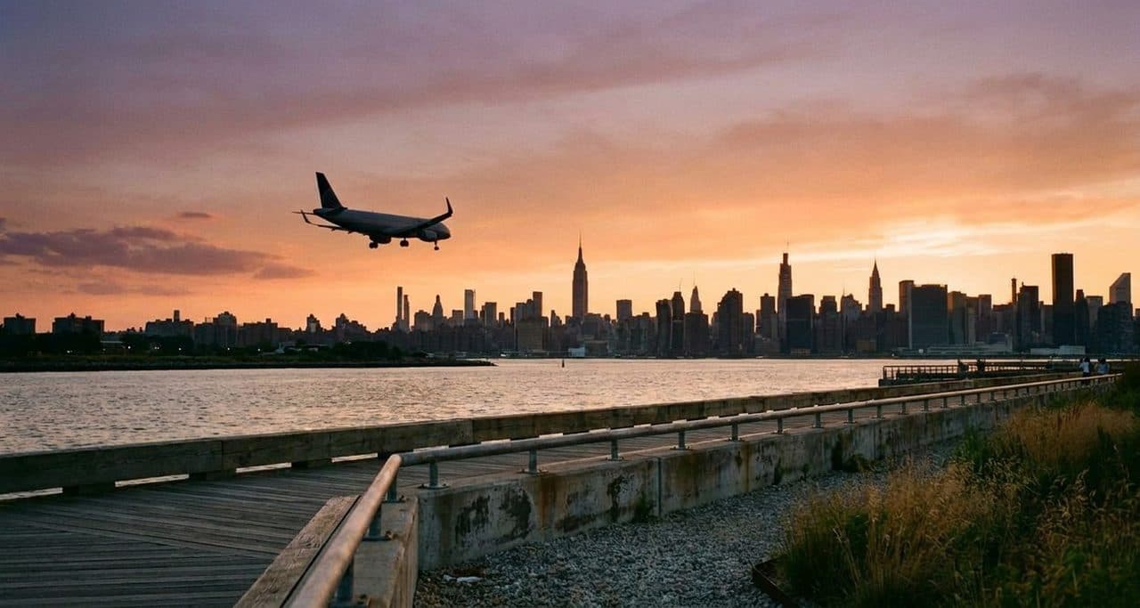 Walking from Corona Park to Flushing Bay Crosses Every LaGuardia Flight Path in Thirty Minutes - scene