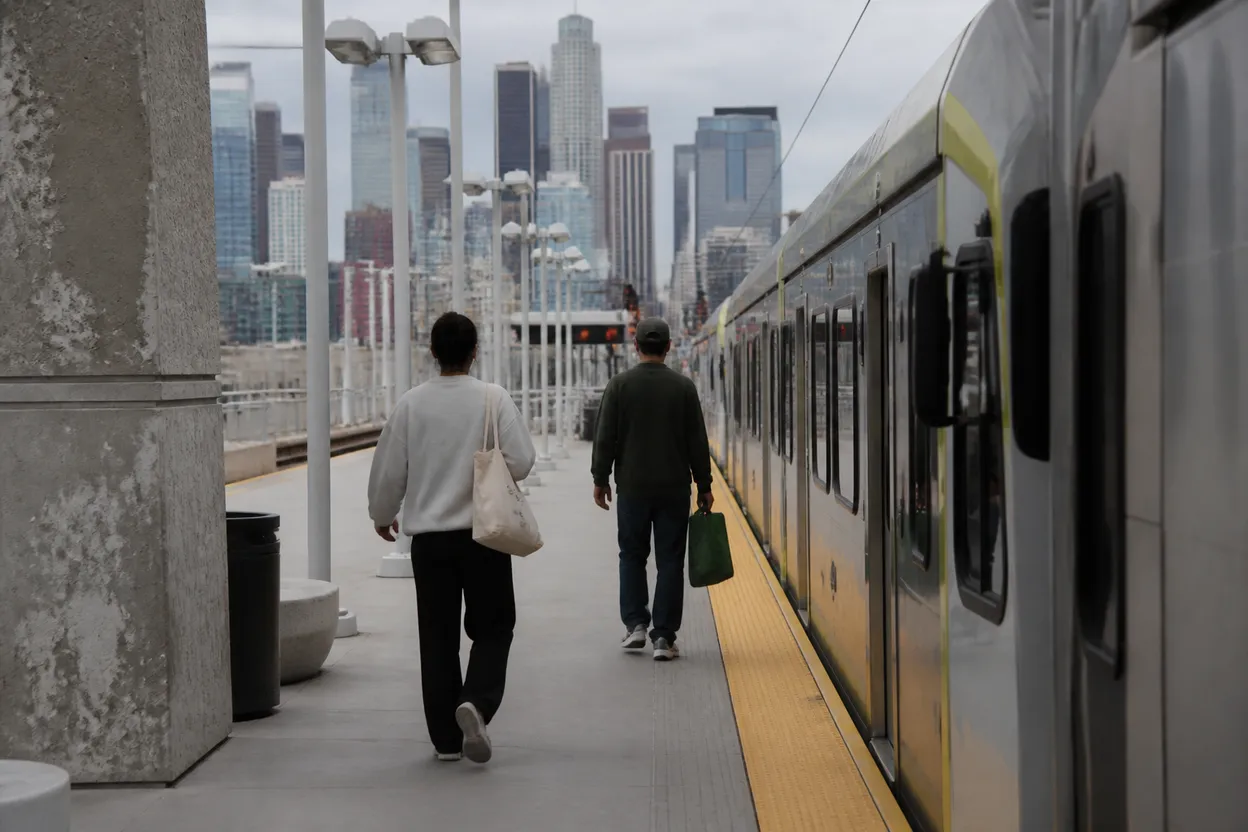Practical city scene for mets vs guardians: A Flexible Los Angeles Day Plan