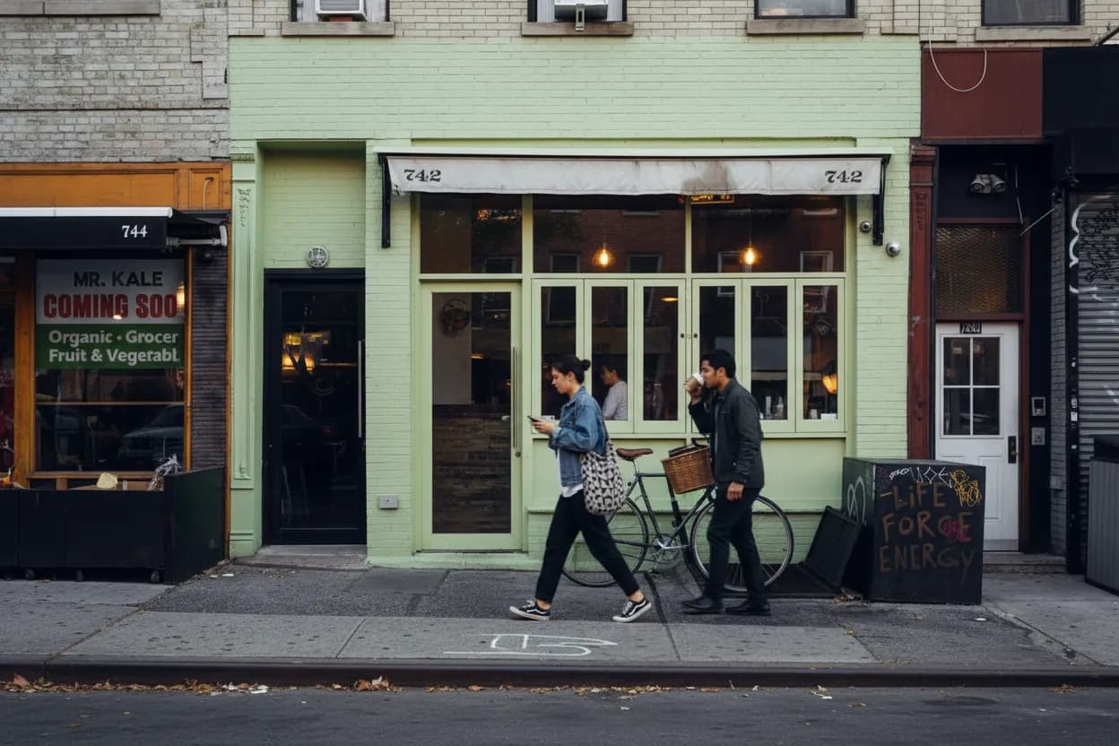 NYC experience scene for Café Rue Dix in Crown Heights for Brunch When the Group Needs Real Seats