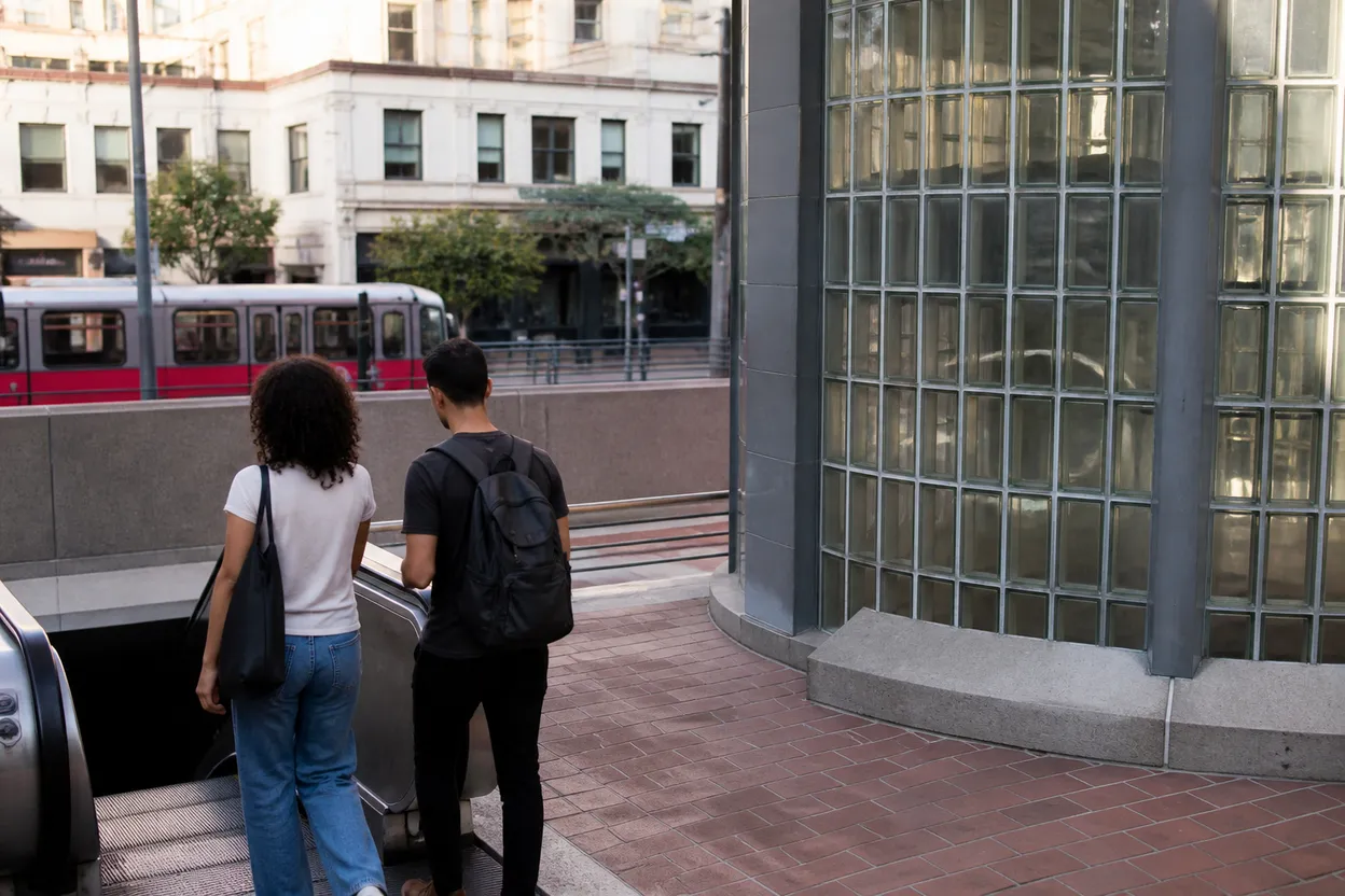 Practical city scene for white sox vs red sox: A Useful San Francisco City Guide