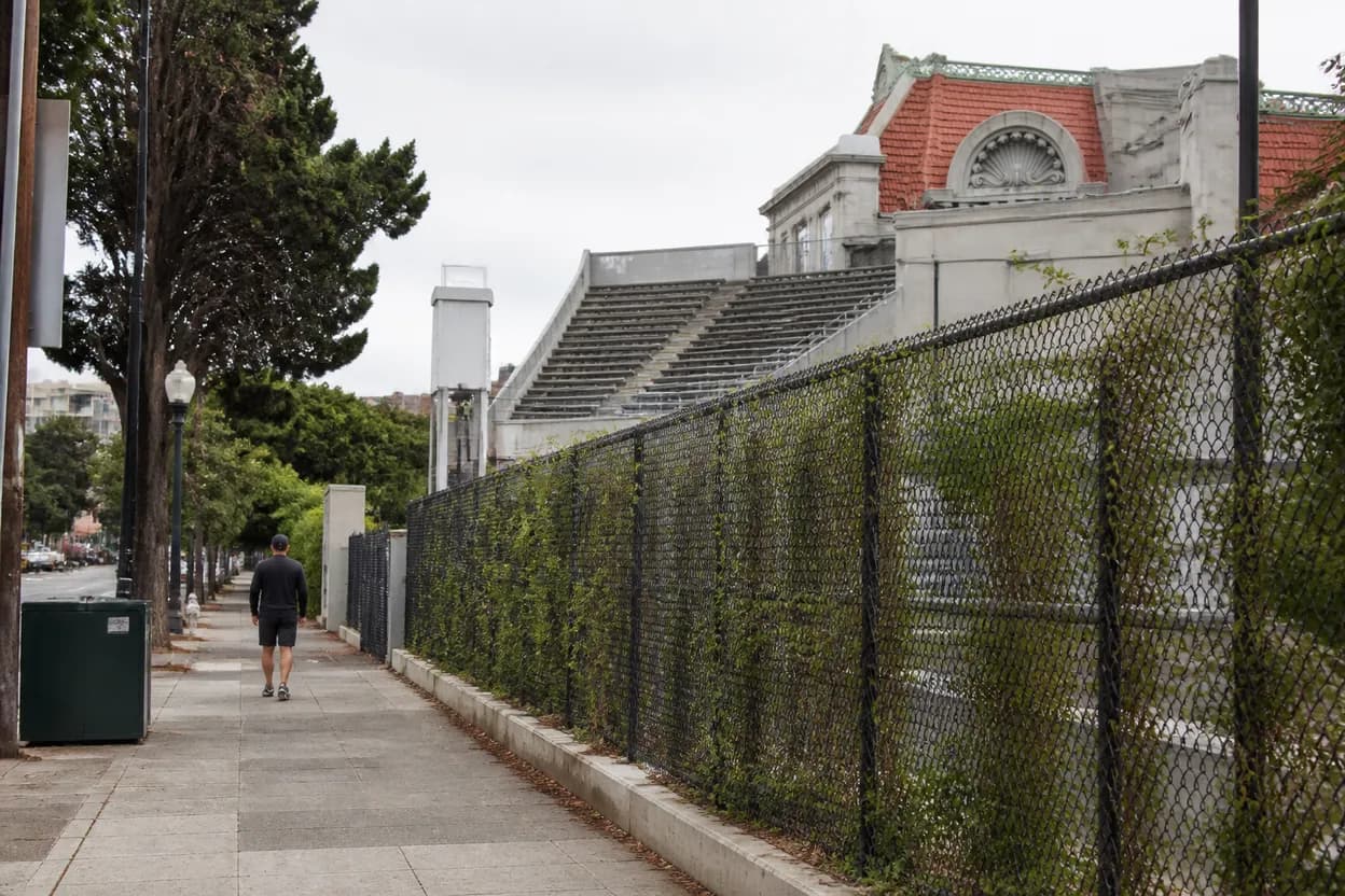 Editorial detail for nfl games in San Francisco: Kezar Loop Before Kickoff