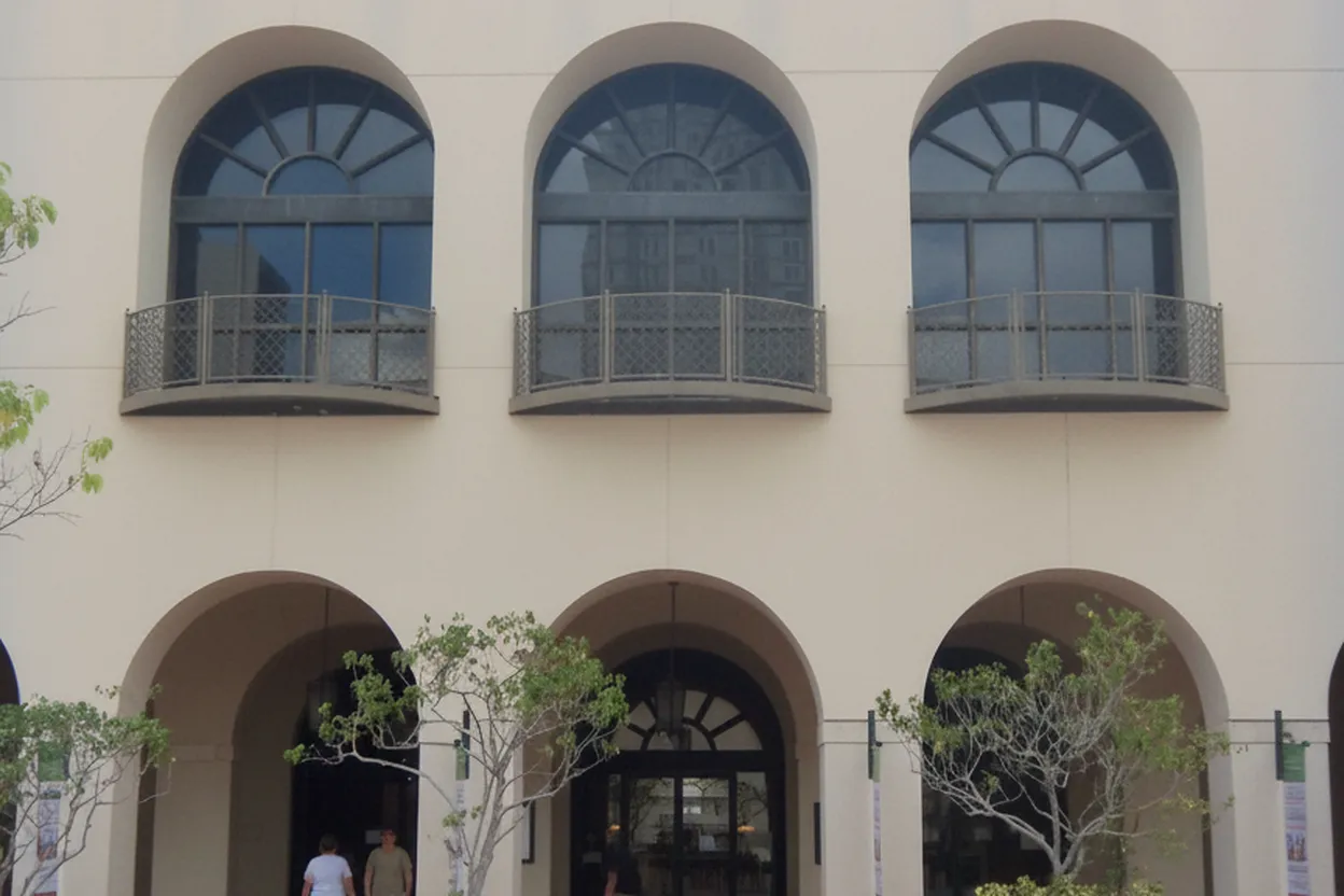 Cover scene for Research cincinnati - pachuca at Miami Library Before Match Day