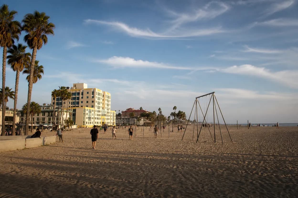 Cover scene for harry jowsey Free Beach Workout Route In Santa Monica