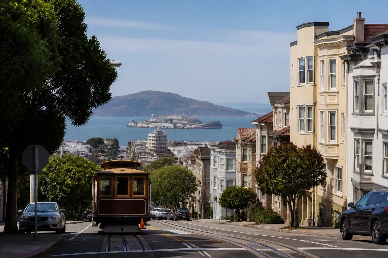 Realistic city scene for cardinals vs yankees: A Beginner-Friendly San Francisco Sports Route