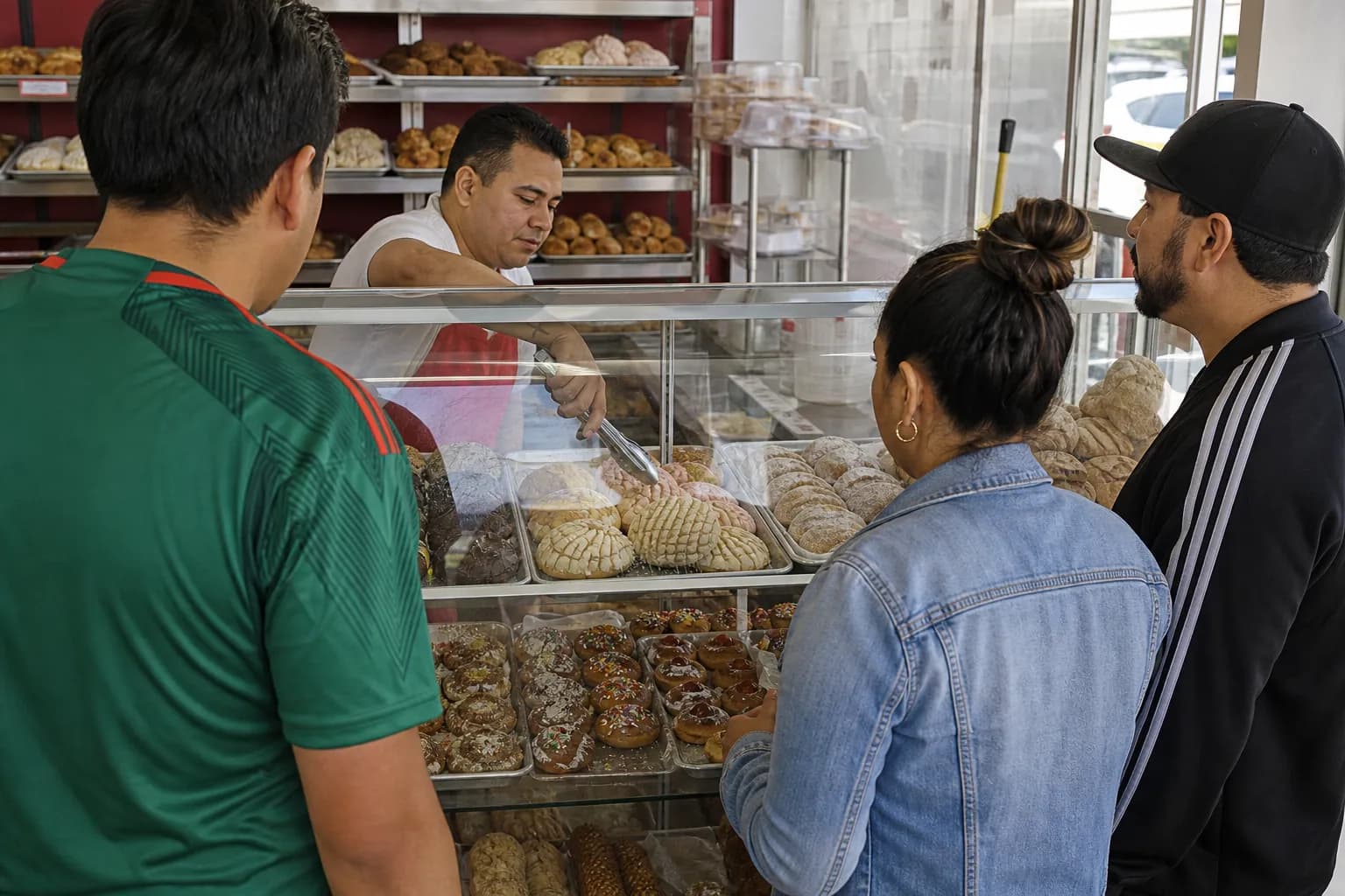 Local scene for Roberto Alvarado Game Days: LA Panaderia Market-Price Dessert Comparison Crawl in Los Angeles