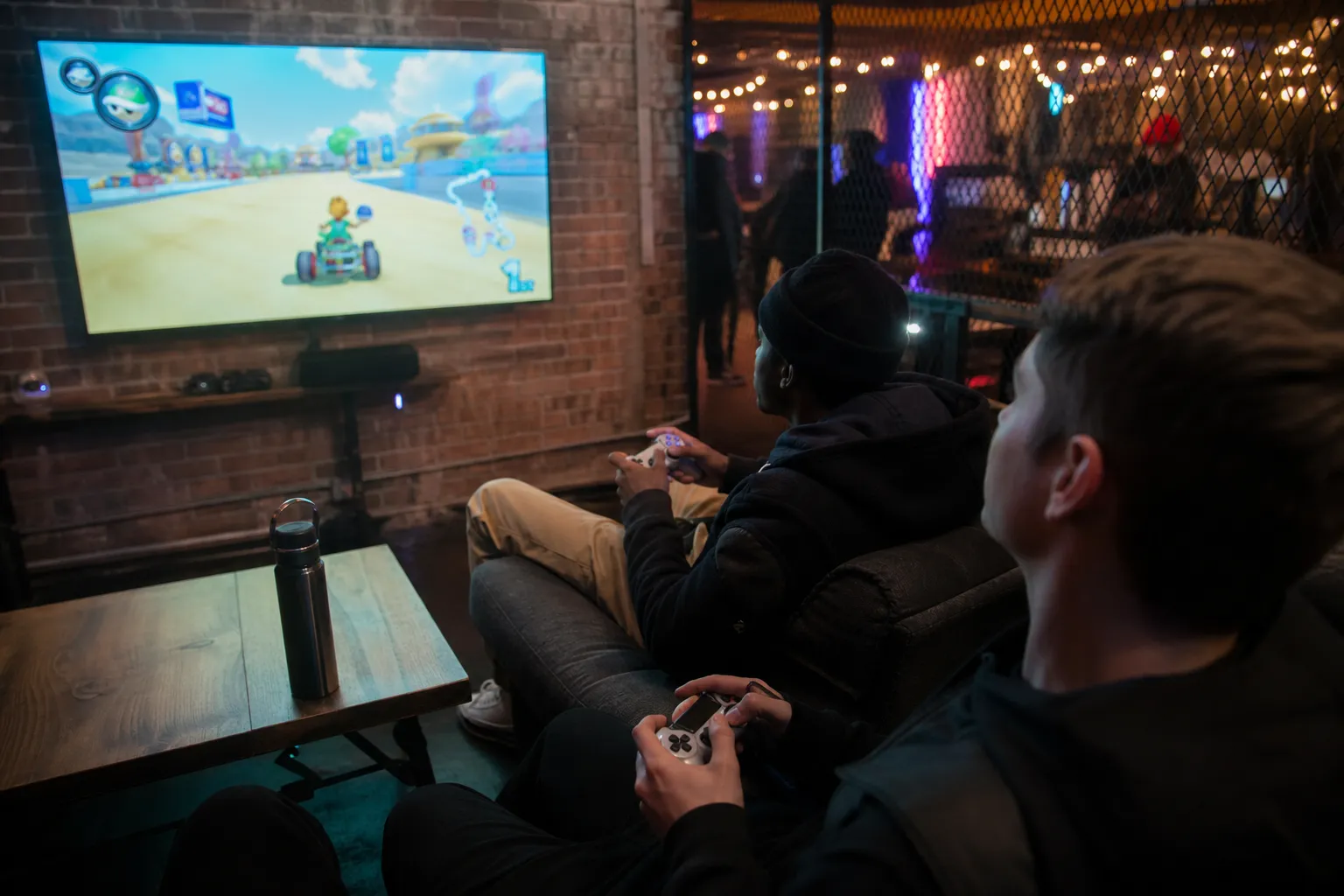 Local scene for gta6: NYC Gaming Cafes with Console Access and Weekend Group in NYC