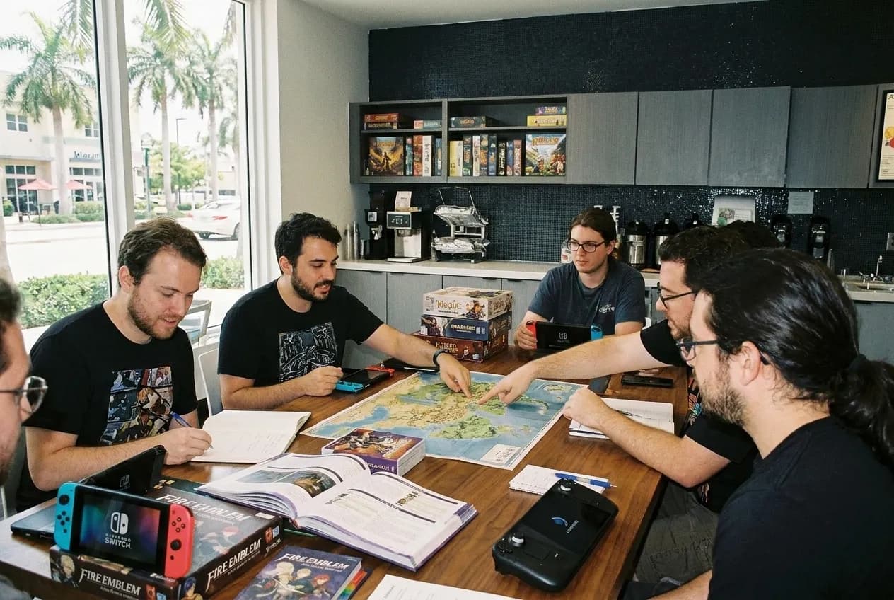 Local scene for Fire Emblem Fortune's Weave Discussion: Miami Gaming Cafes for Strategy Game Fans in Miami
