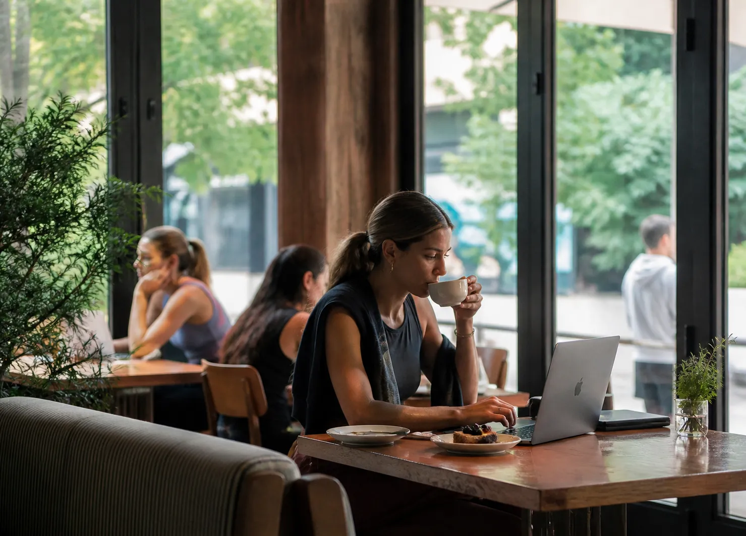 Local scene for jennifer aniston: NYC Health-Focused Cafes with Protein-Rich Dessert and Coffee in NYC