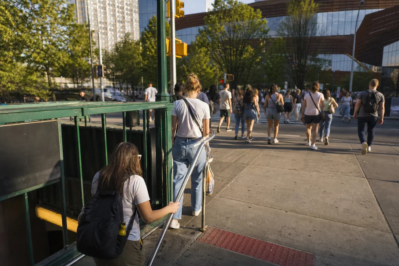 Local scene for Mercury vs Dream: NYC Arena Accessibility and Sensory Break Planning in NYC