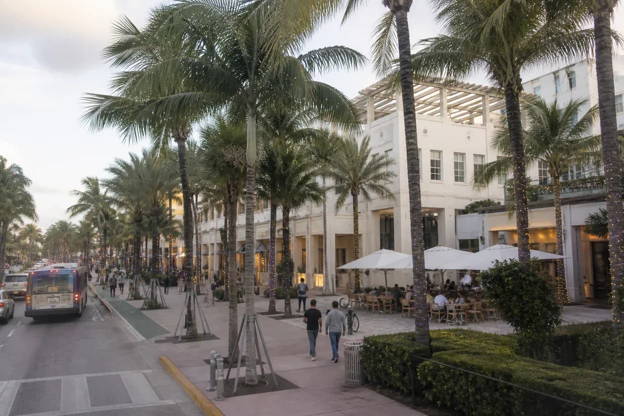 Realistic city scene for katseye movie: A Low-Stress Miami Weekend Route