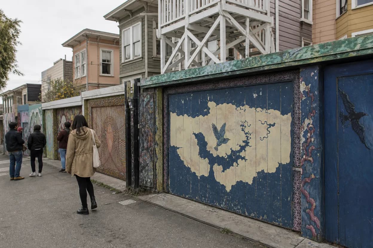 Cover scene for Uncovering Hidden Gems: Where Harry Jowsey Might Find Unique San Francisco Finds