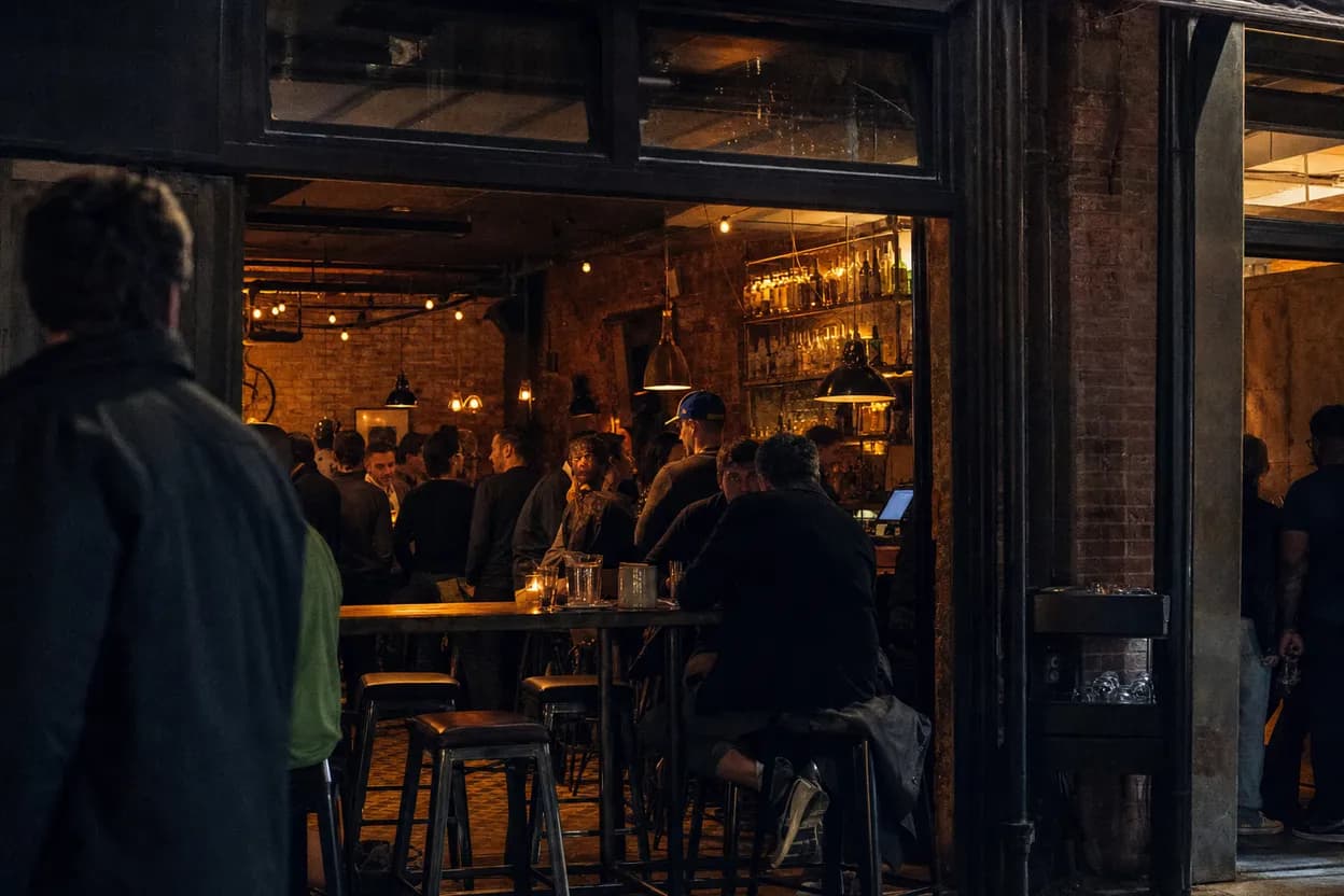 NYC experience scene for F1 Breakfast at The Winslow When Early Race Fans Need a Real Table