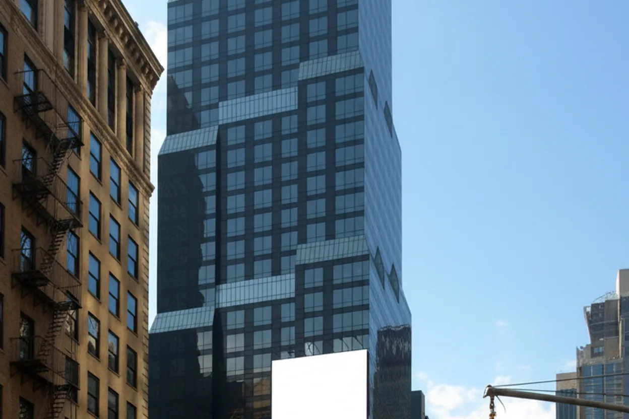Cover scene for pirates vs brewers watch plan near Penn Station