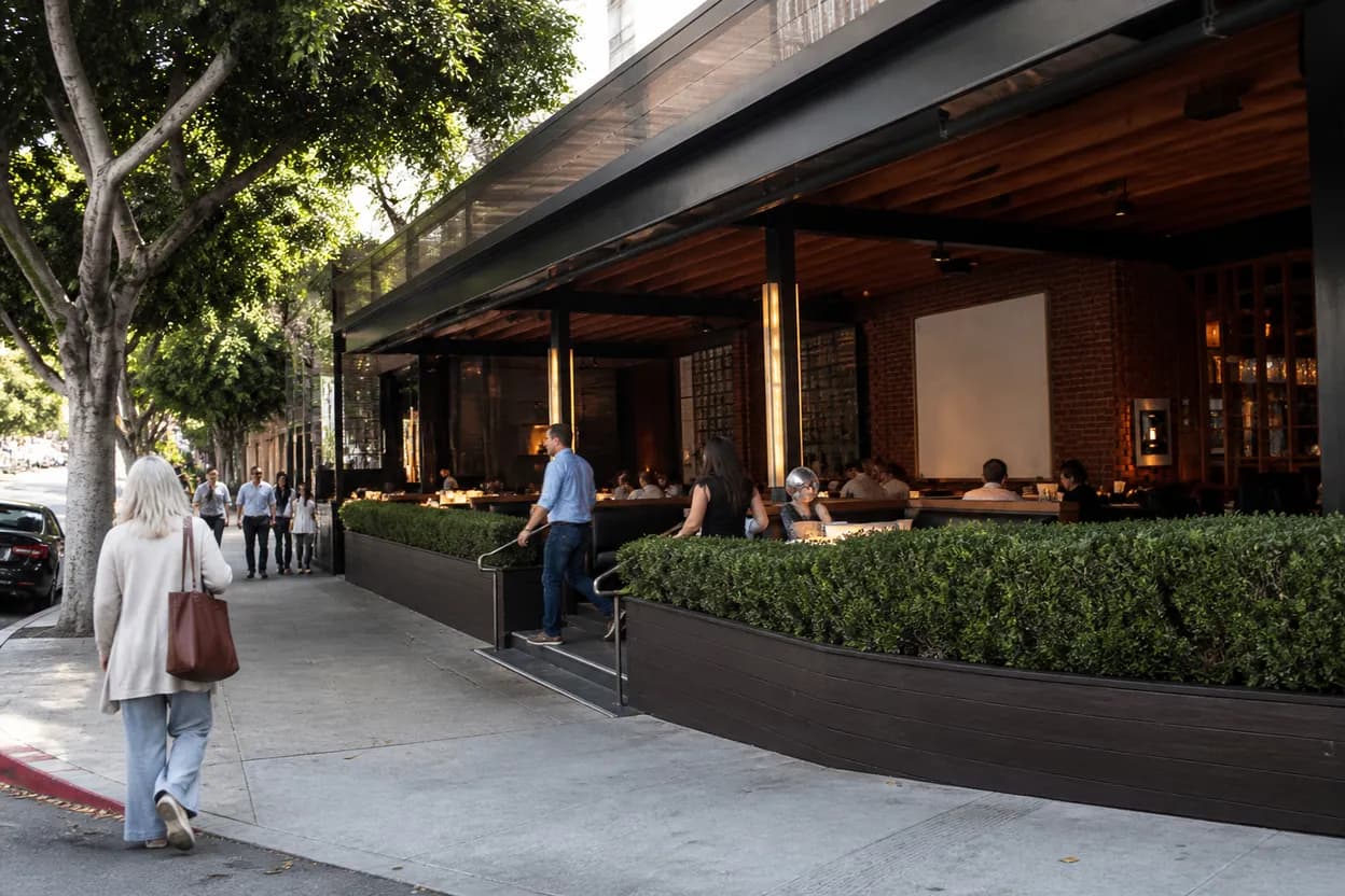 Cover scene for Navigating Los Angeles Restaurants with Current FedEx Cup Standings in Mind