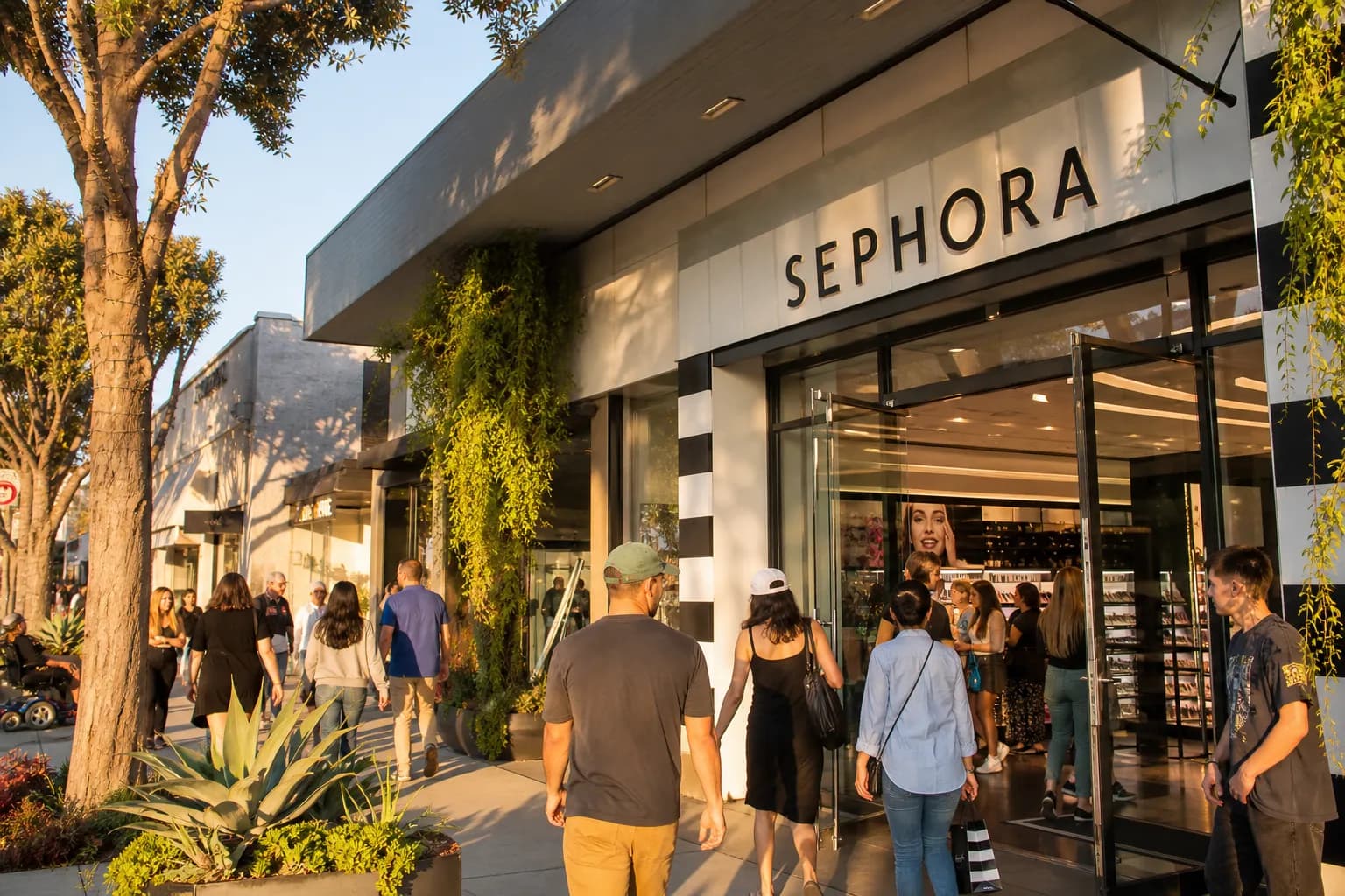 Boutique Sephora store entrance on Ventura Boulevard in Studio City