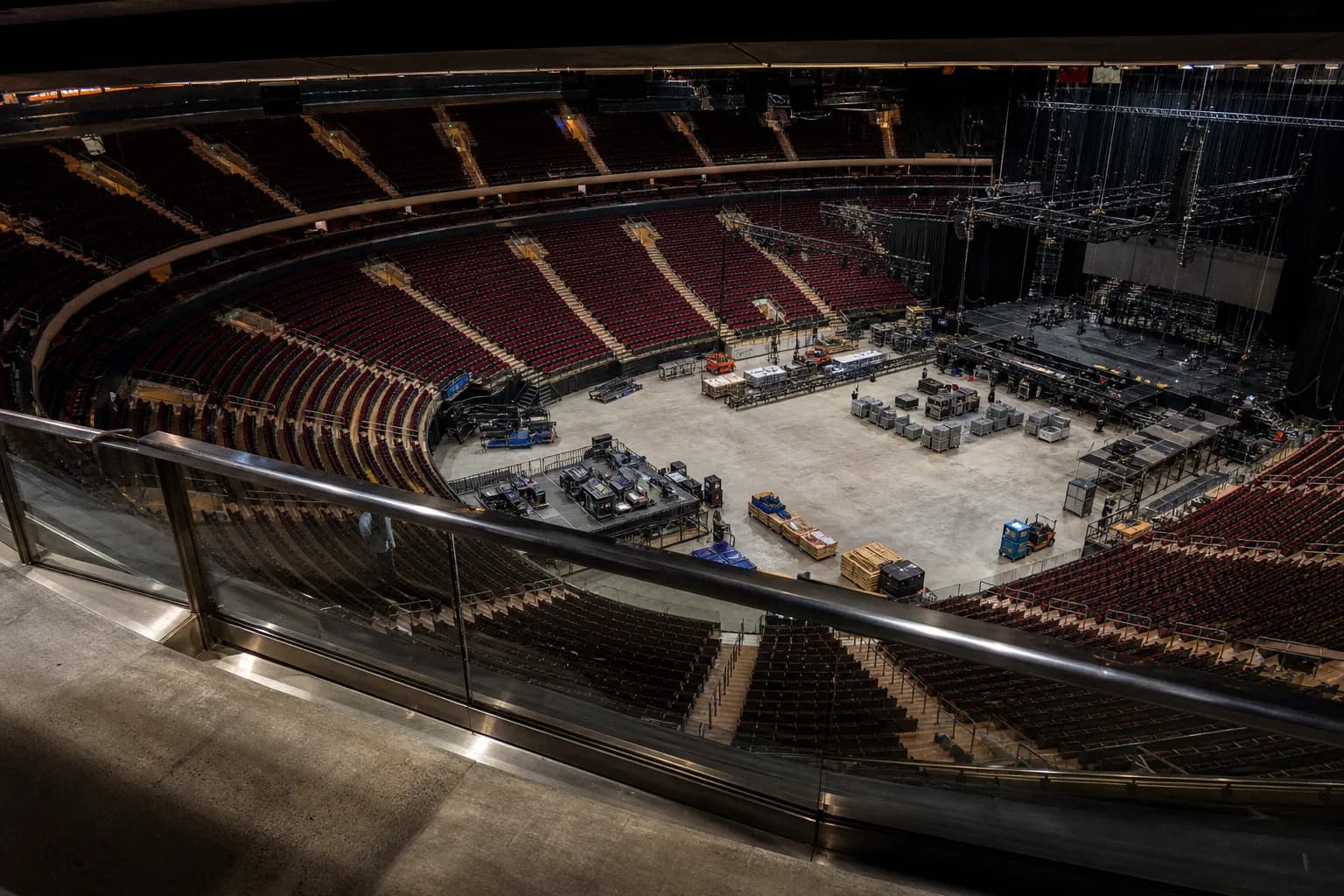 A view looking down at the stage and arena bowl from the suspended Chase Bridge inside Madison Square Garden.