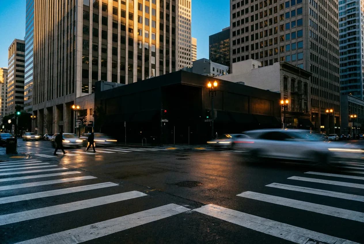 Punch Line in Embarcadero, San Francisco — scene photograph