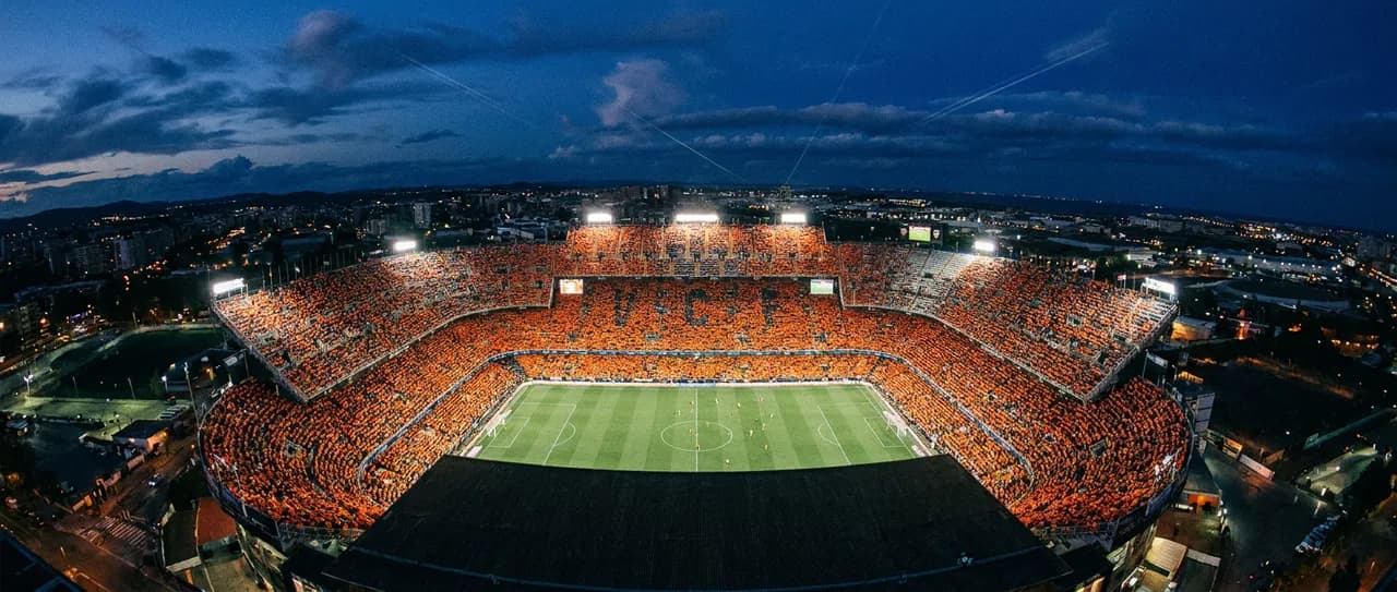 World Cup 2026 fans and venue atmosphere