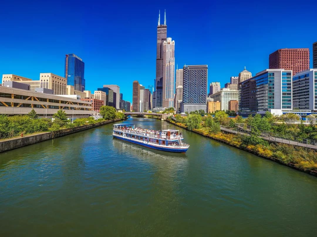 Chicago by Boat, From Skyline Stories to Cocktails