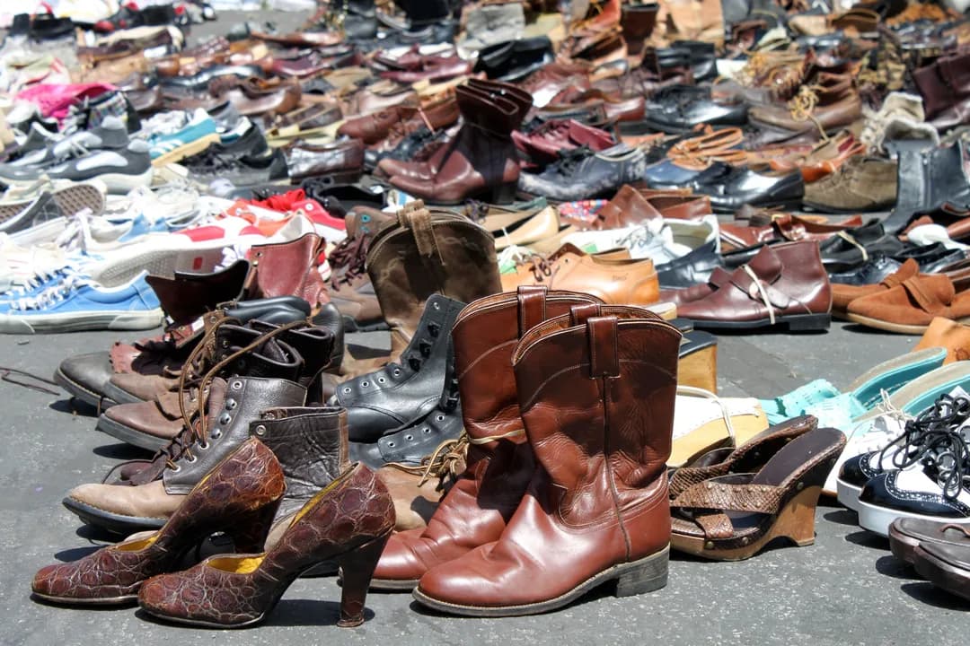 Rose Bowl Flea Market Brings 2,500+ Vendors to Pasadena on November 8