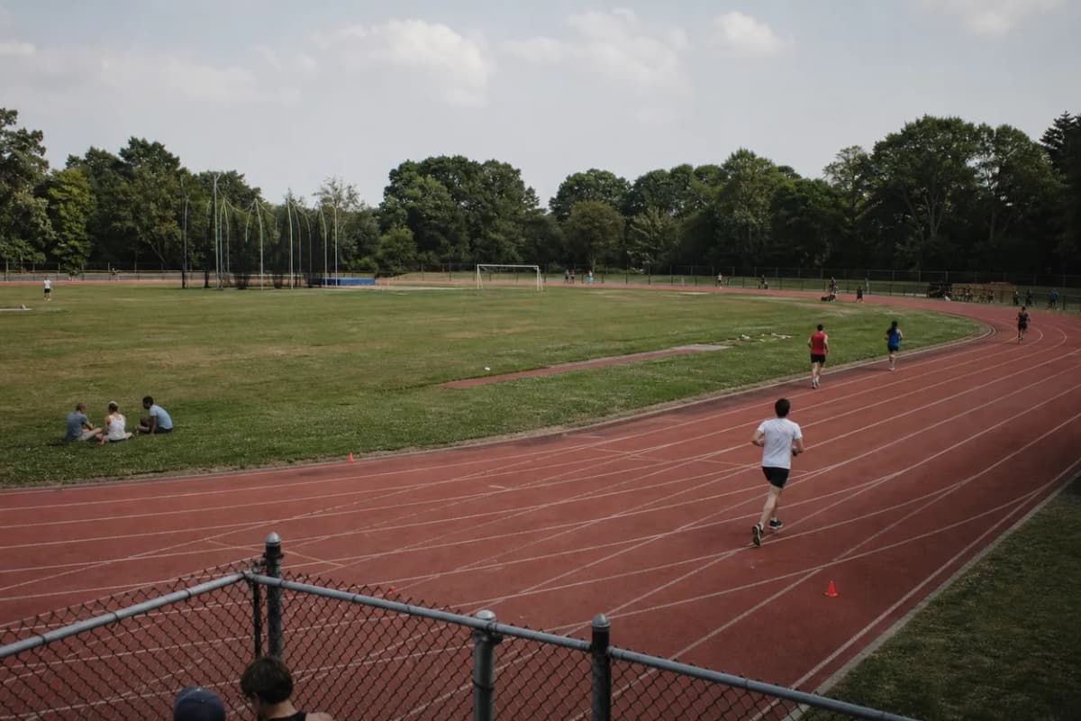 Cover scene for Al Oerter Track Morning Laps: A Queens Running Plan Before the Heat Builds