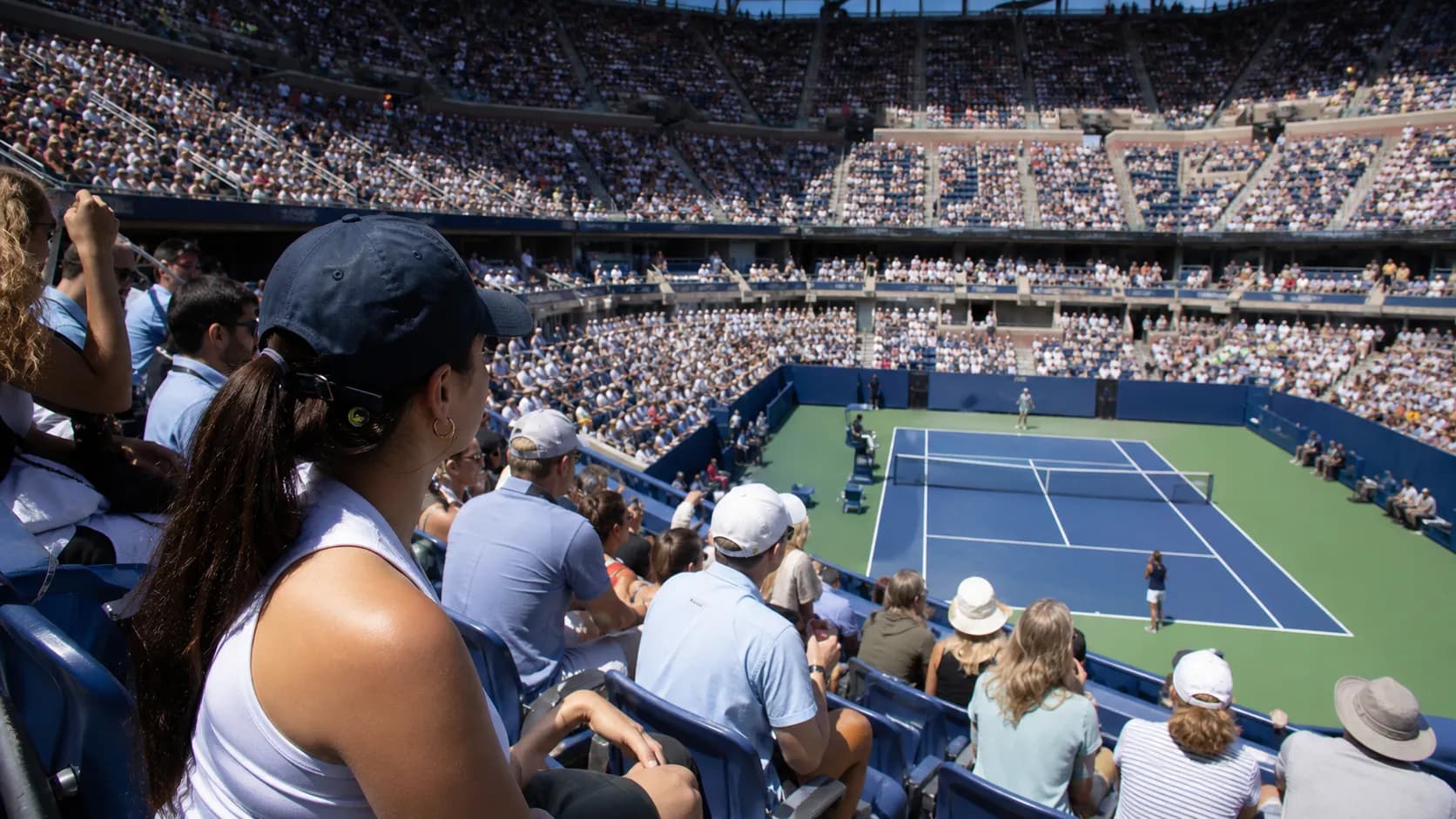 Bright US Open tennis atmosphere illustrating American Women Who Could Shape the US Open 2026.