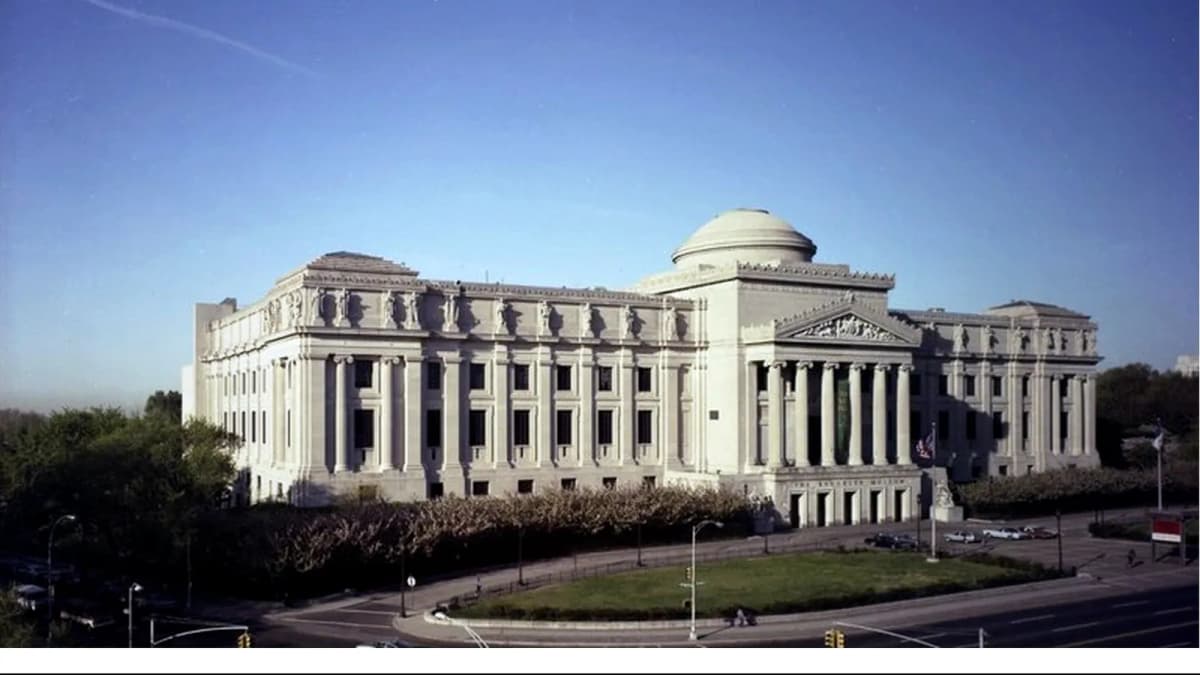 Brooklyn Museum exterior