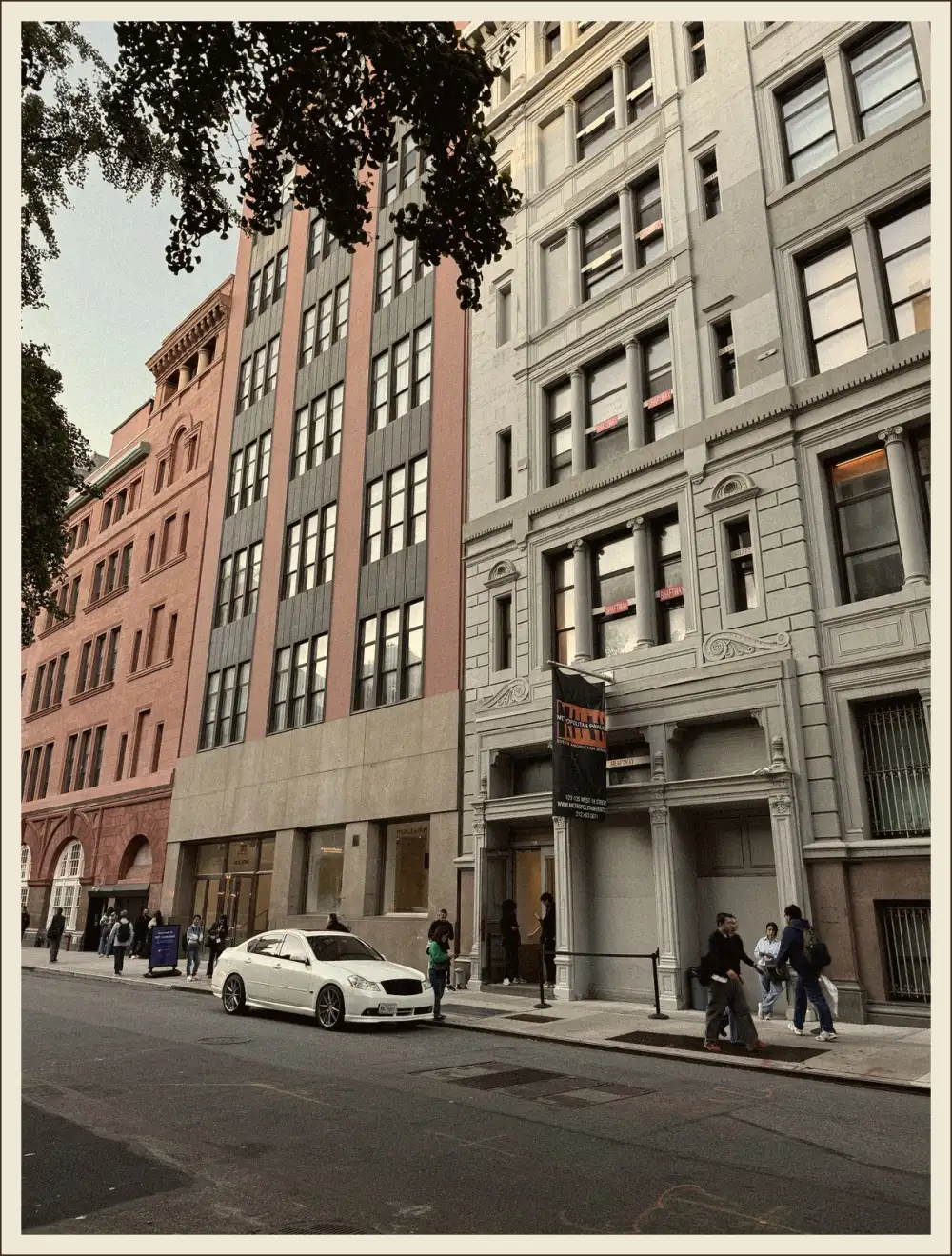 Metropolitan pavilion building facade