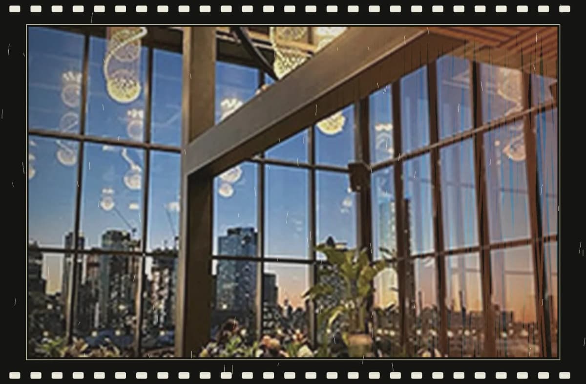 Manhattan lighthouse lower room