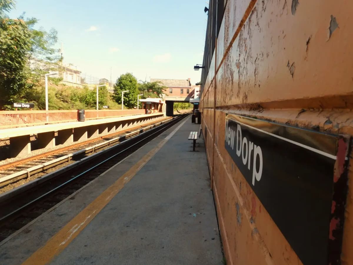 New dorp Staten Island railway statio