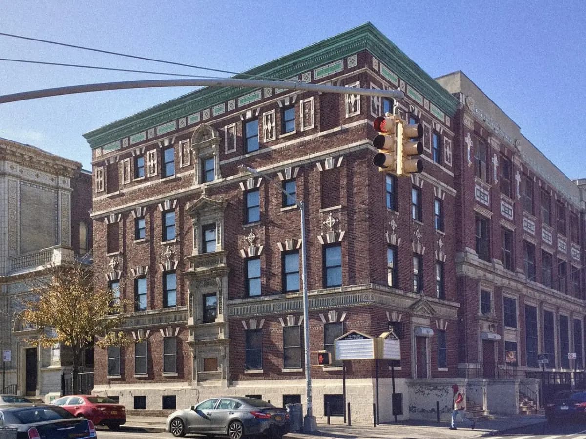 Brooklyn tompkins avenue dekalb corner