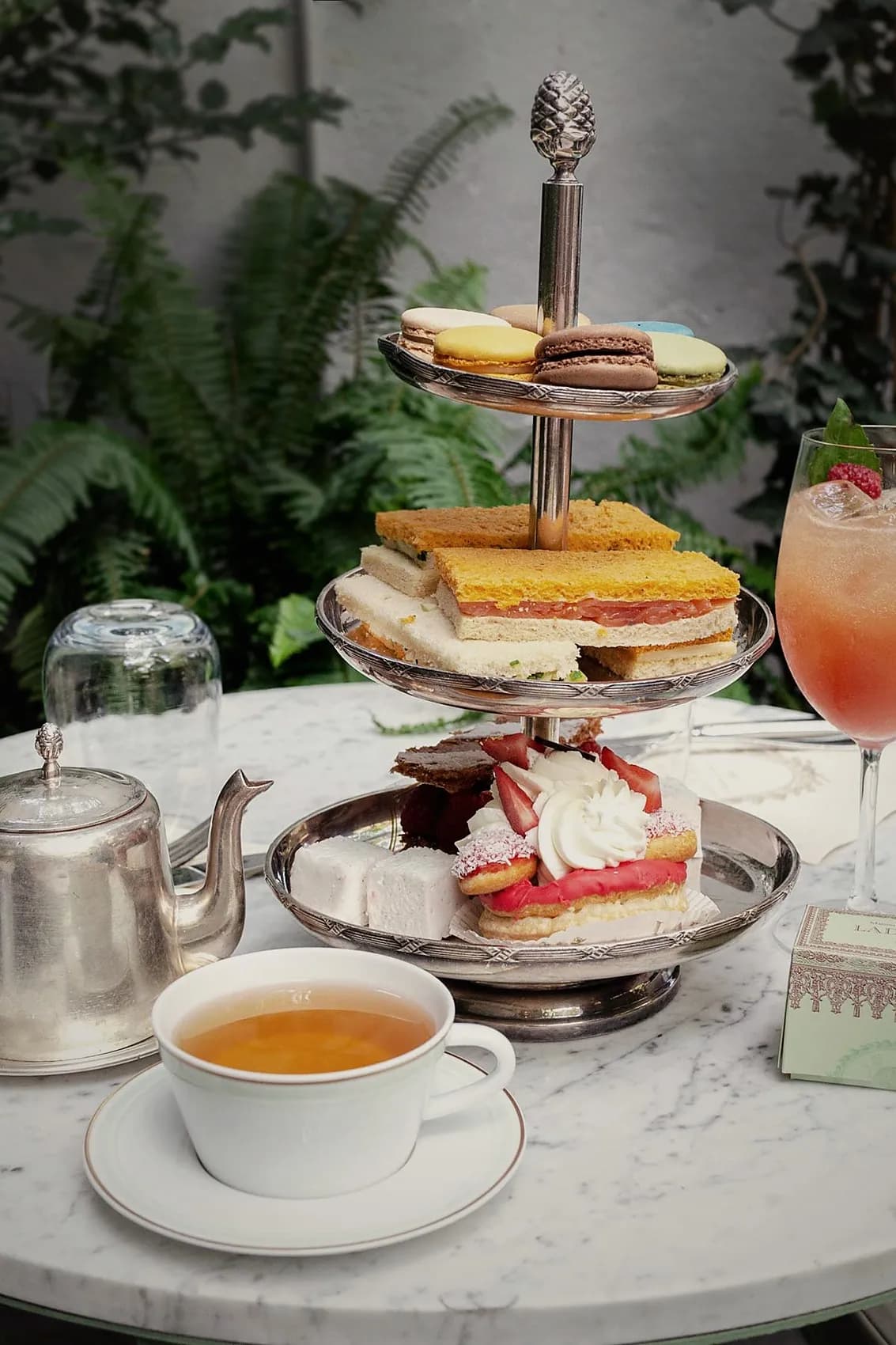 Ladurée SoHo ohhow garden