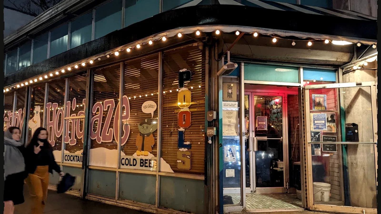 Williamsburg entrance