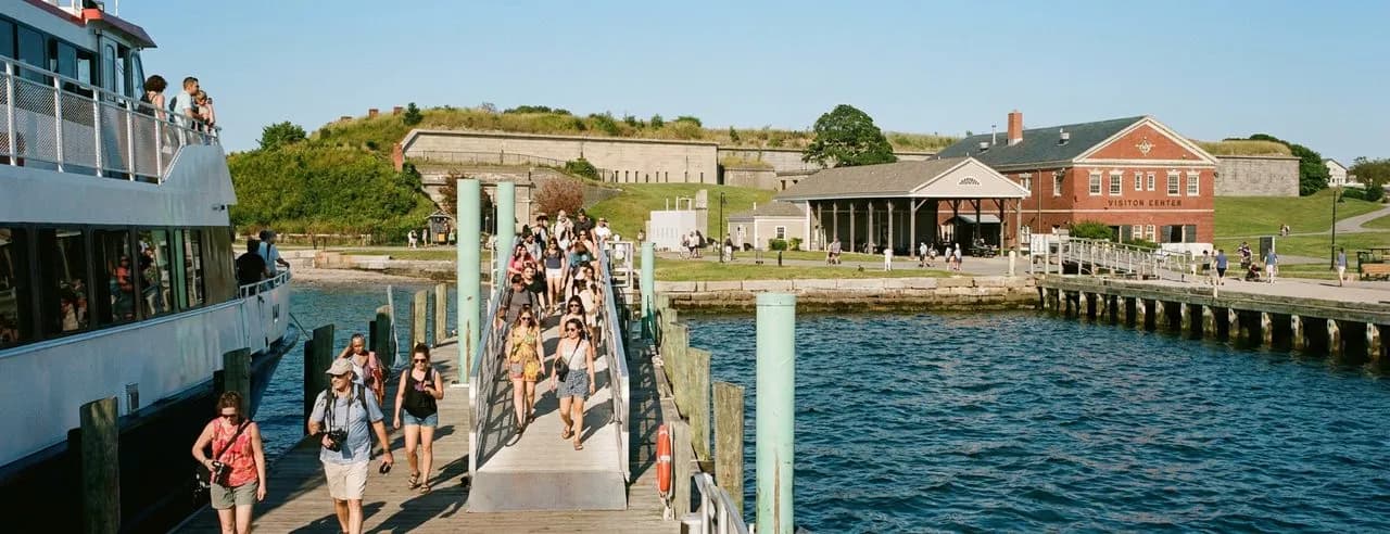 Boston Harbor Islands Ferry Long Wharf Departure and Georges Island Crossing: A Fresh Field Note