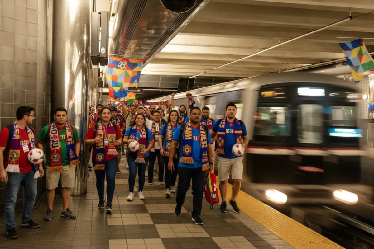 Braves Pirates Atlanta Food Hall route image