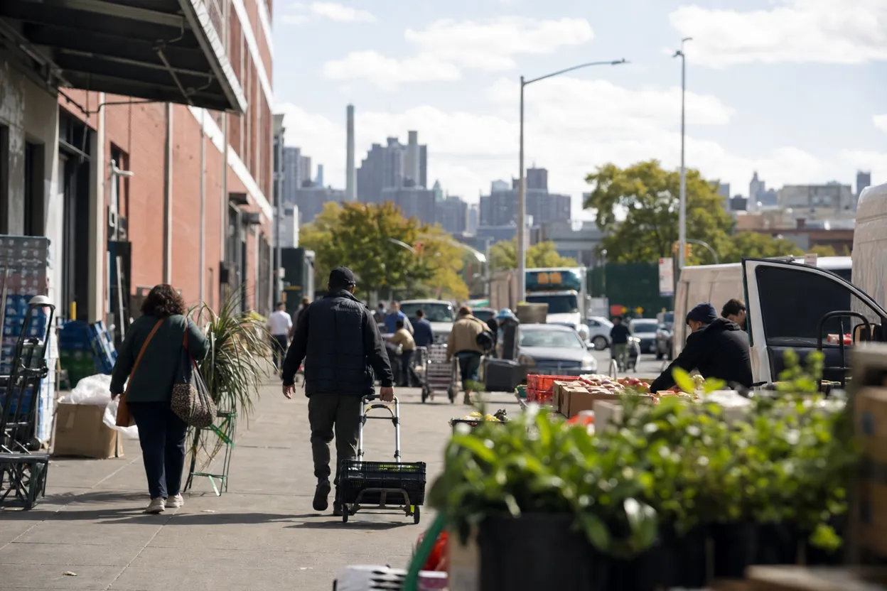 NYC experience scene for Bronx Terminal Market Before School: A No-Car Supply Run With a Bus Backup