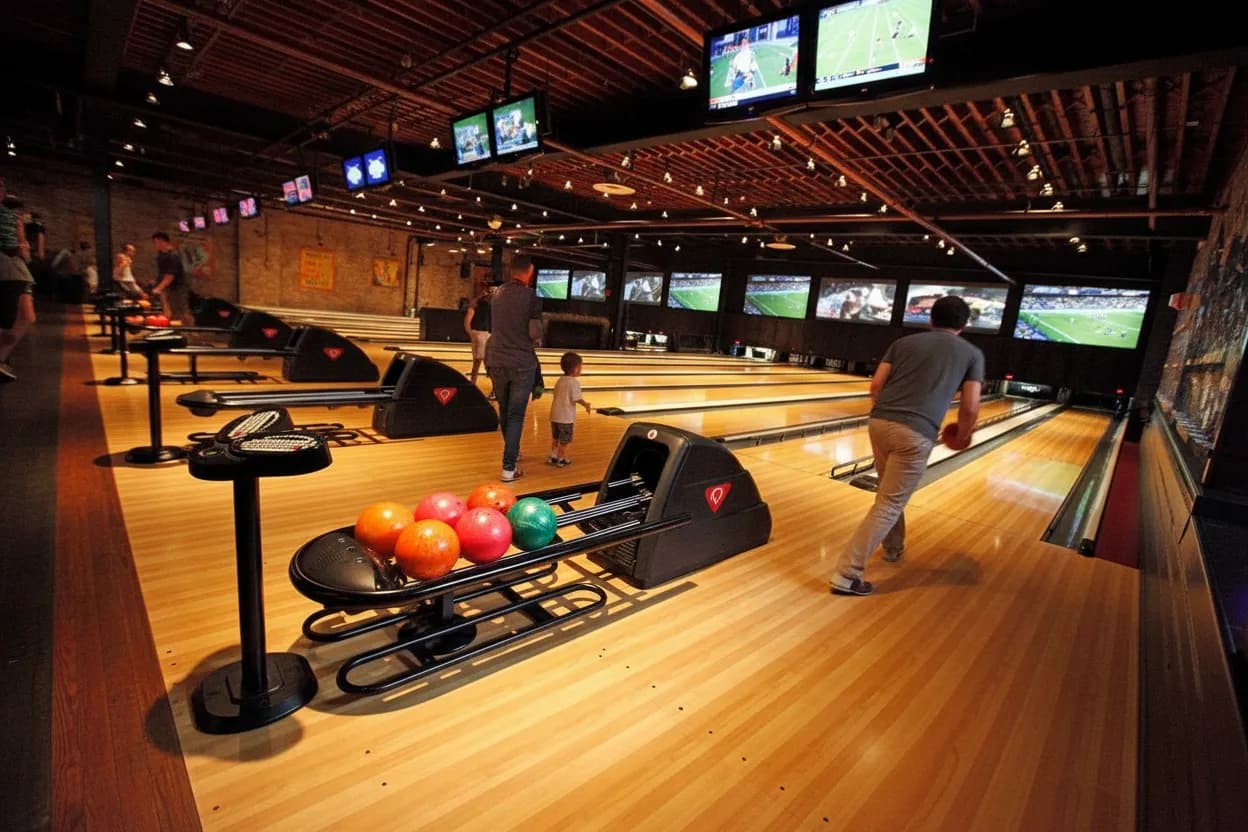 Cover scene for Brooklyn Bowl for a Knicks or Liberty Watch Night When Seats Matter