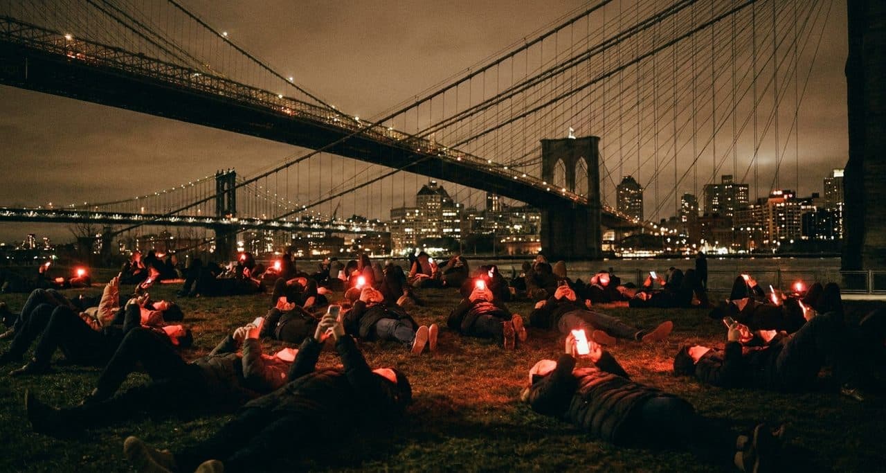 Brooklyn Bridge Park's Dark Sky Corner When the Northern Lights Come South - scene