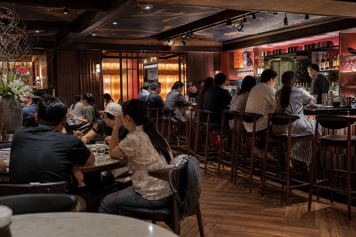 Cover scene for Eim Khao Mun Kai in Elmhurst: A Focused Thai Chicken-Rice Dinner