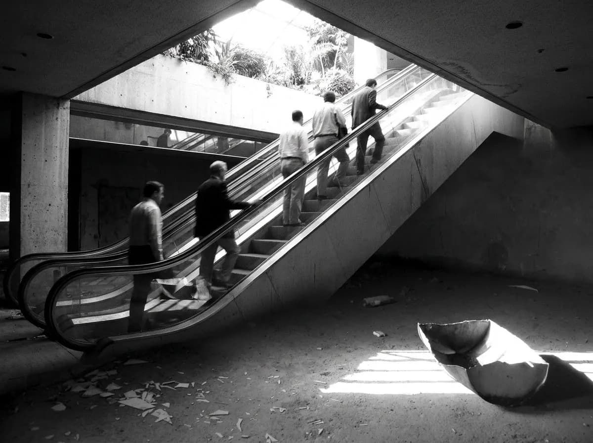 the elevated acre's hidden escalator when financial district workers disappear at lunch