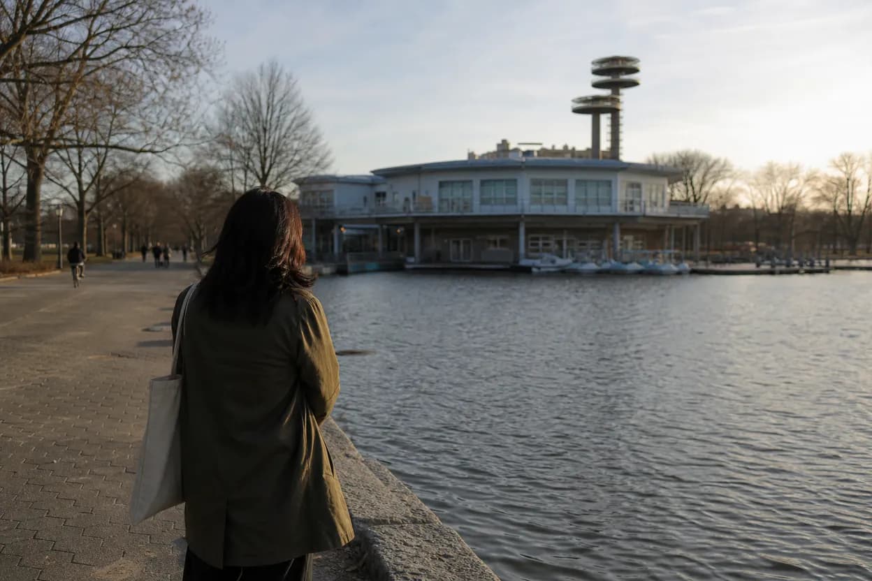 NYC experience scene for Flushing Meadows Boathouse to Queens Museum: A Heat-Smart Family Walk
