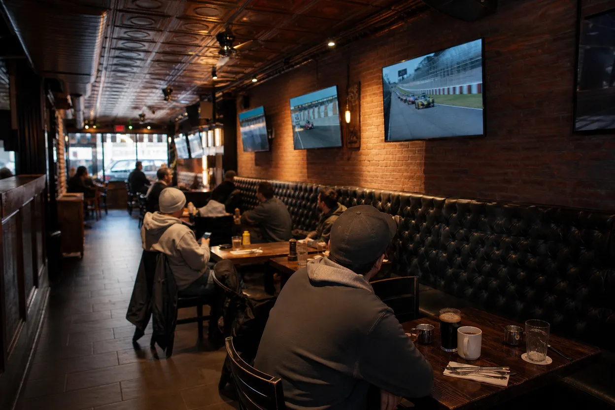 Cover scene for Formula 1 Morning at Feile: A Penn Station Pub Plan for Race Fans