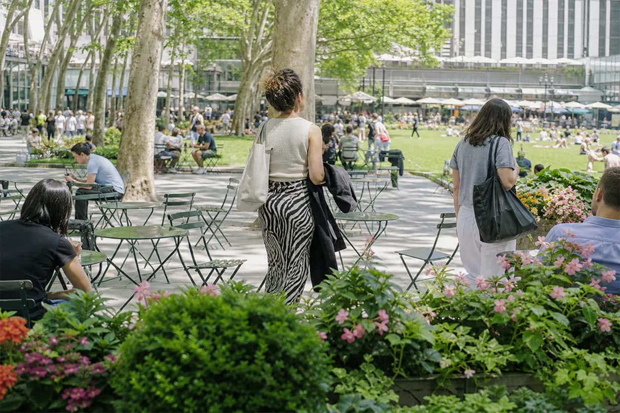 NYC experience scene for Free Bryant Park Games Table Plan for a Rain-Threatened Midtown Hang