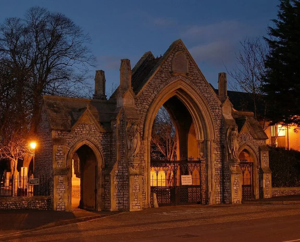 Haunted Cemetery and Chapel in Woodlawn, Queens