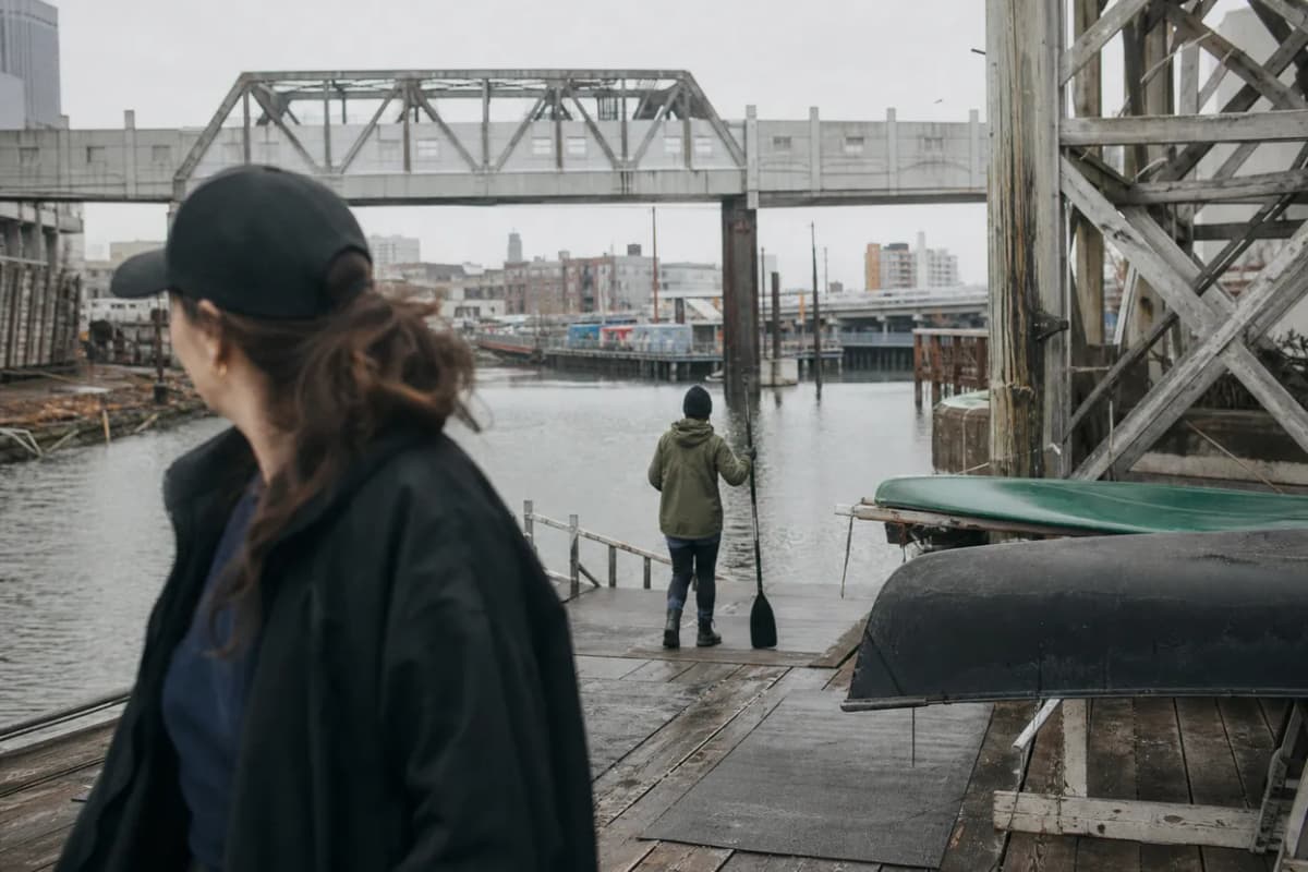 NYC experience scene for Gowanus Dredgers Canoe Launch: A Free Canal Paddle Before Dinner