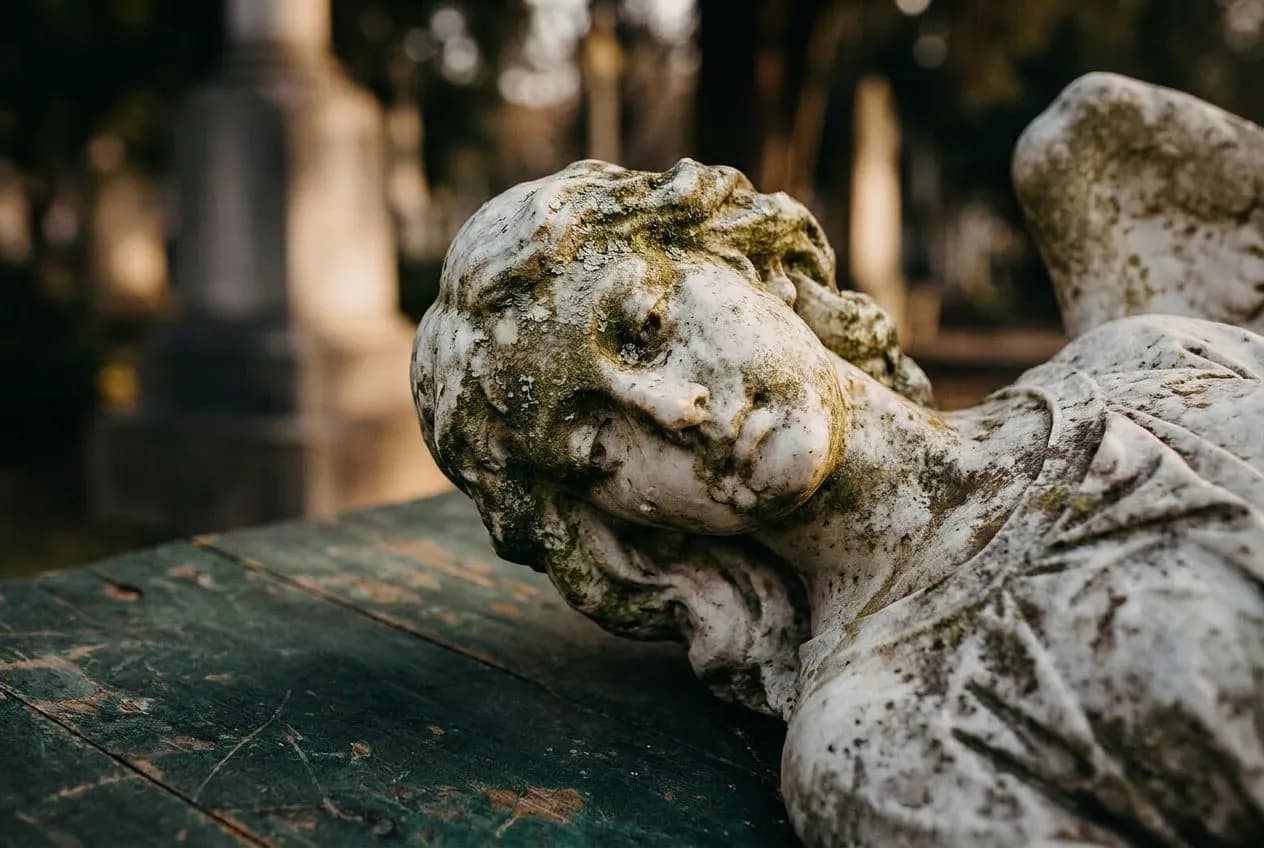 Green-Wood Cemetery's Victorian Monuments at Their Most Photogenic