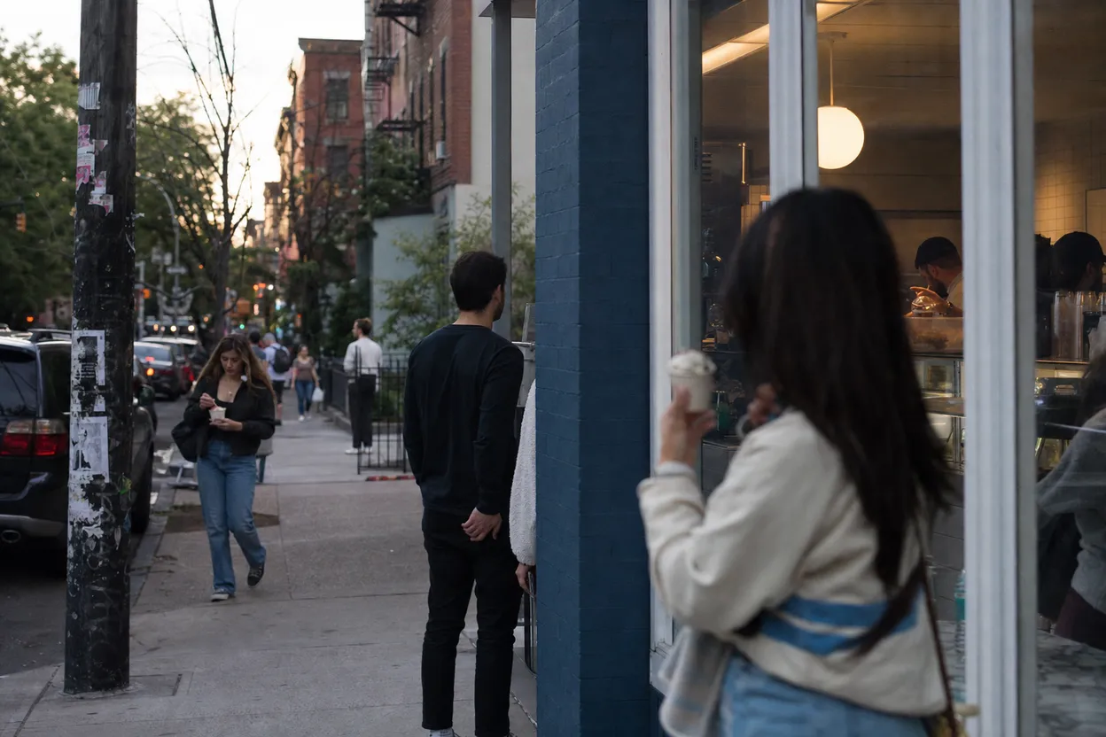 NYC experience scene for Hana Gelateria in Queens: A Cooldown Stop After the 7 Train Gets Heavy