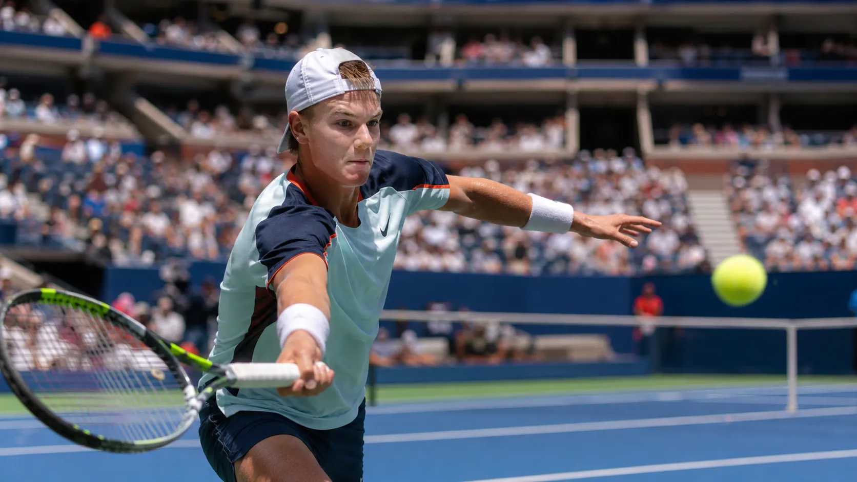 Photorealistic tennis scene illustrating Holger Rune’s US Open Opportunity Depends on Point Discipline.